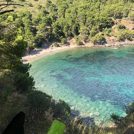 Roses Beach *