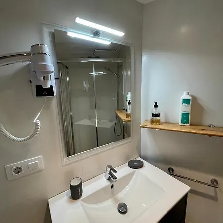 Roses Beach شقة *