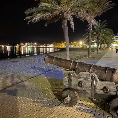 شقة Roses Beach *